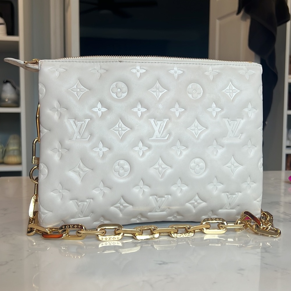 Louis Vuitton Coussin PM - Picture 12 of 15